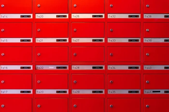How Do I Apply Background Color to Boxes in Adobe Indesign