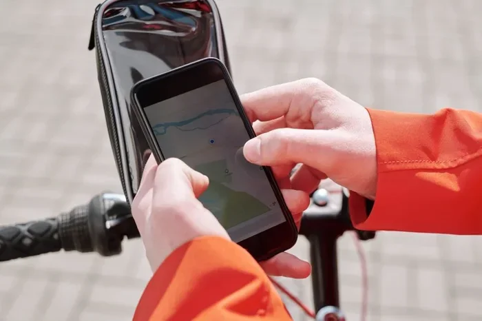 How Can I Tell If My Phone Has Gps Tracking